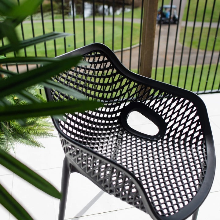Nami Armchair, Black