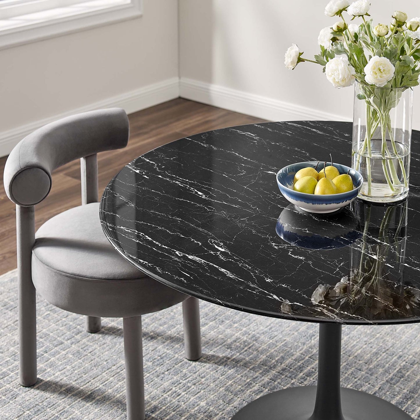 Tulip Marble Dining Table - 48" Round, Black