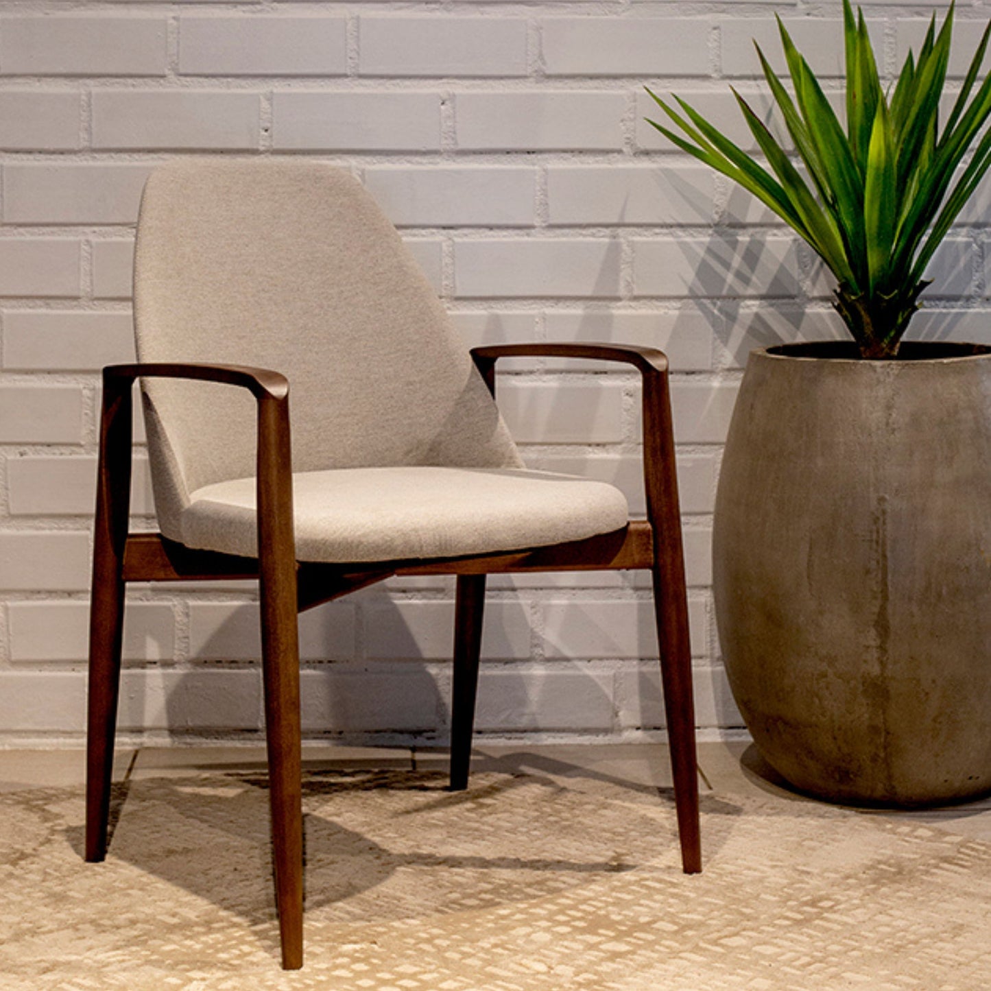 Hanna Dining Chair, Walnut