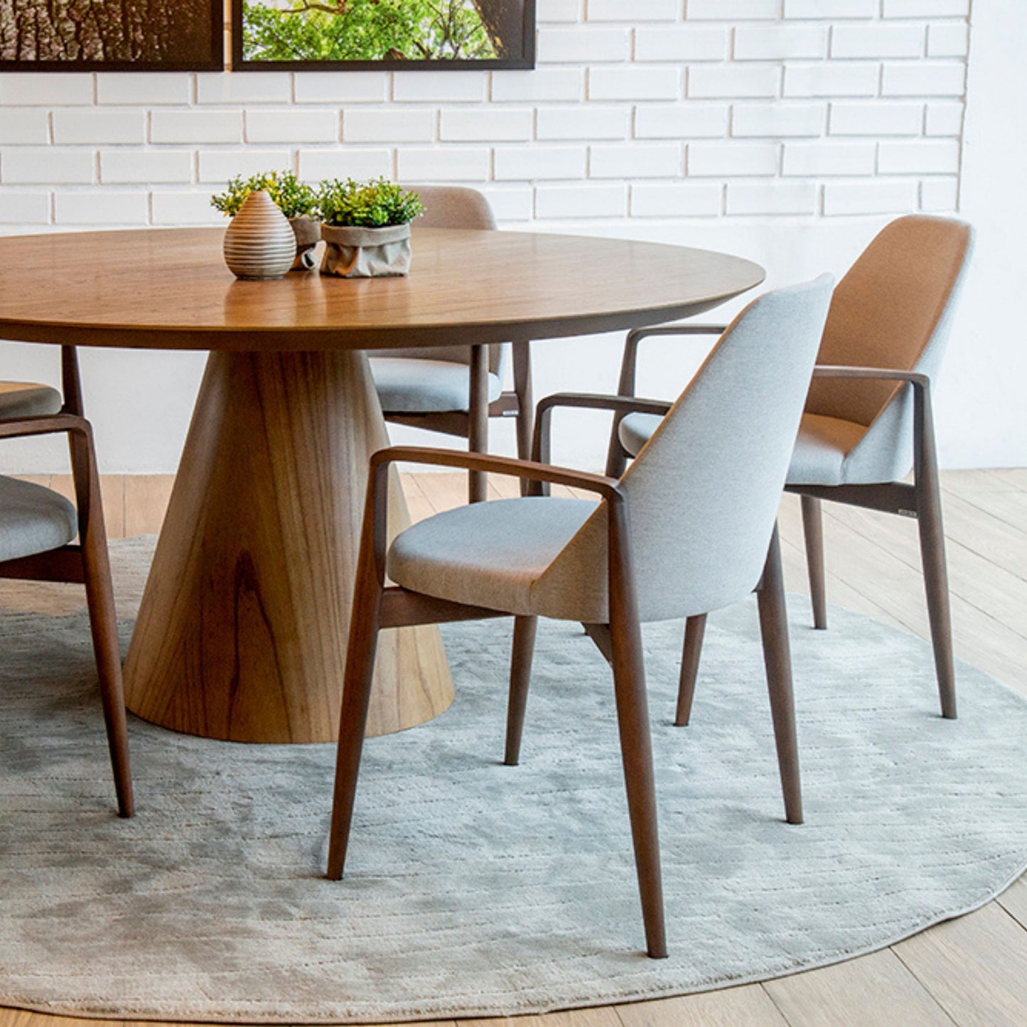 Hanna Dining Chair, Walnut
