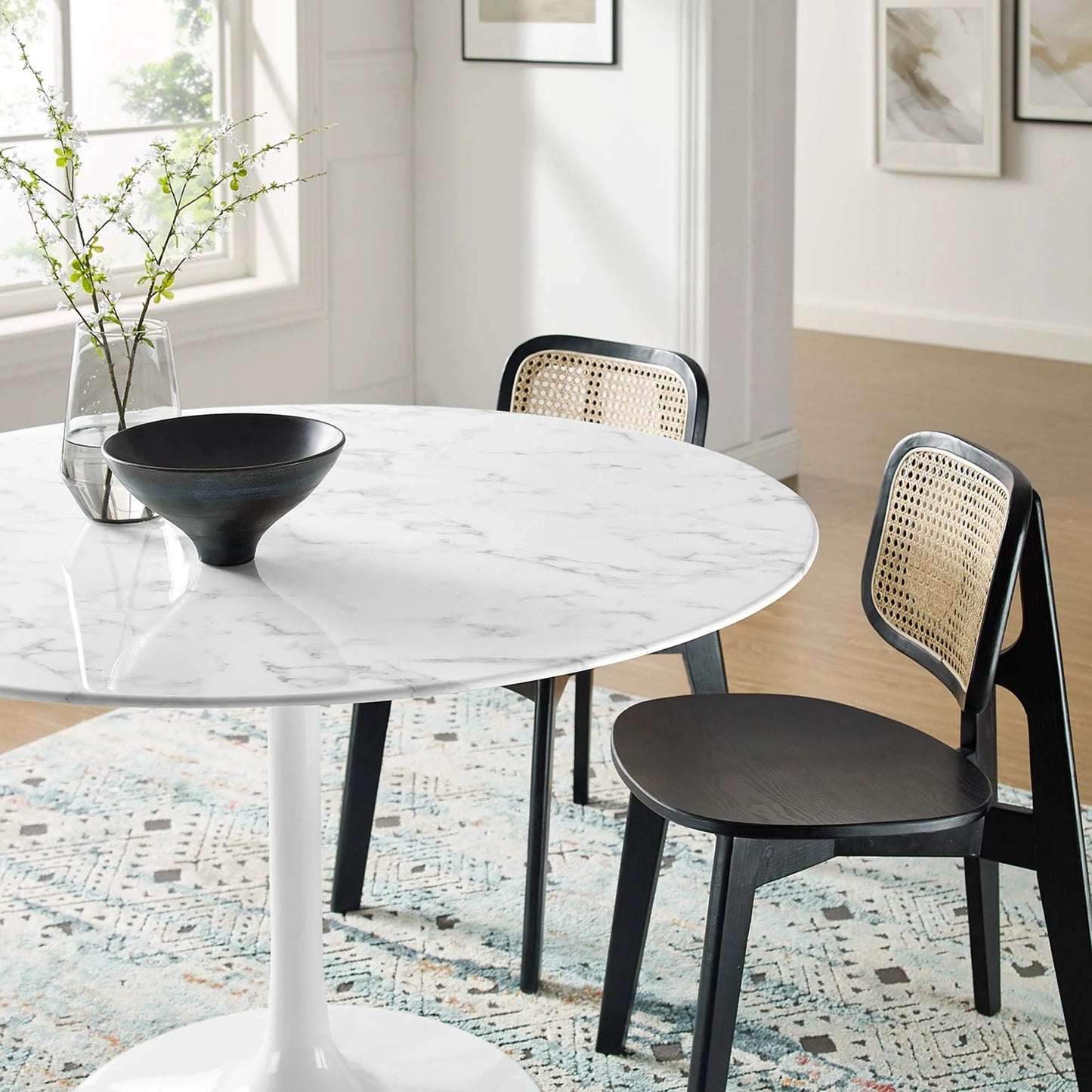 Tulip Marble Dining Table - 48" Round White